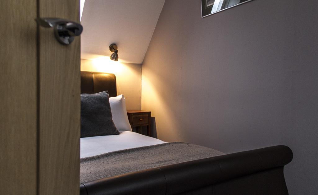 Home Farm Apartments Portree Room photo